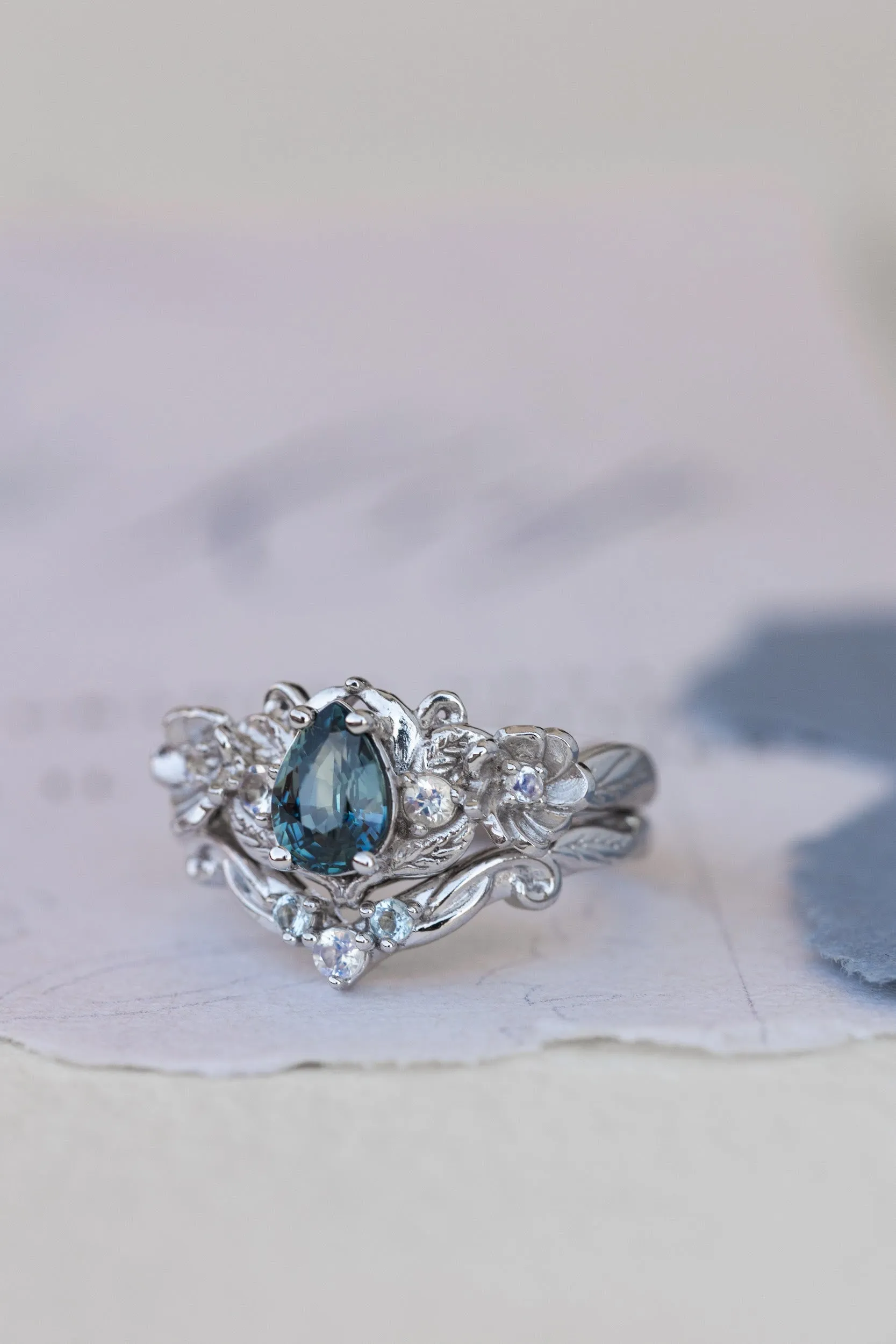Bi-color sapphire engagement ring set, unique flower style bridal ring set / Adelina