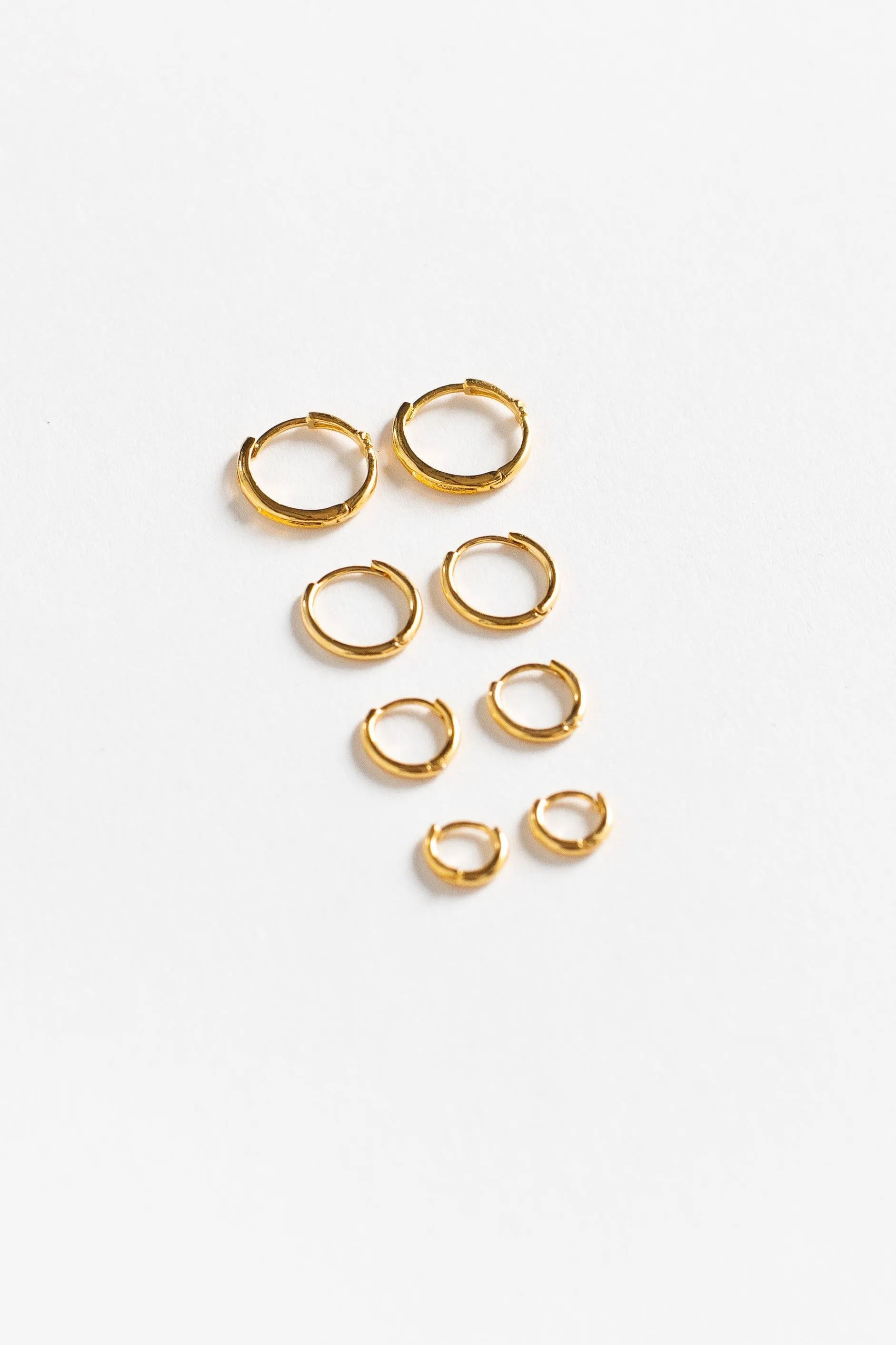 Cove Ellie Small Hoop Earrings