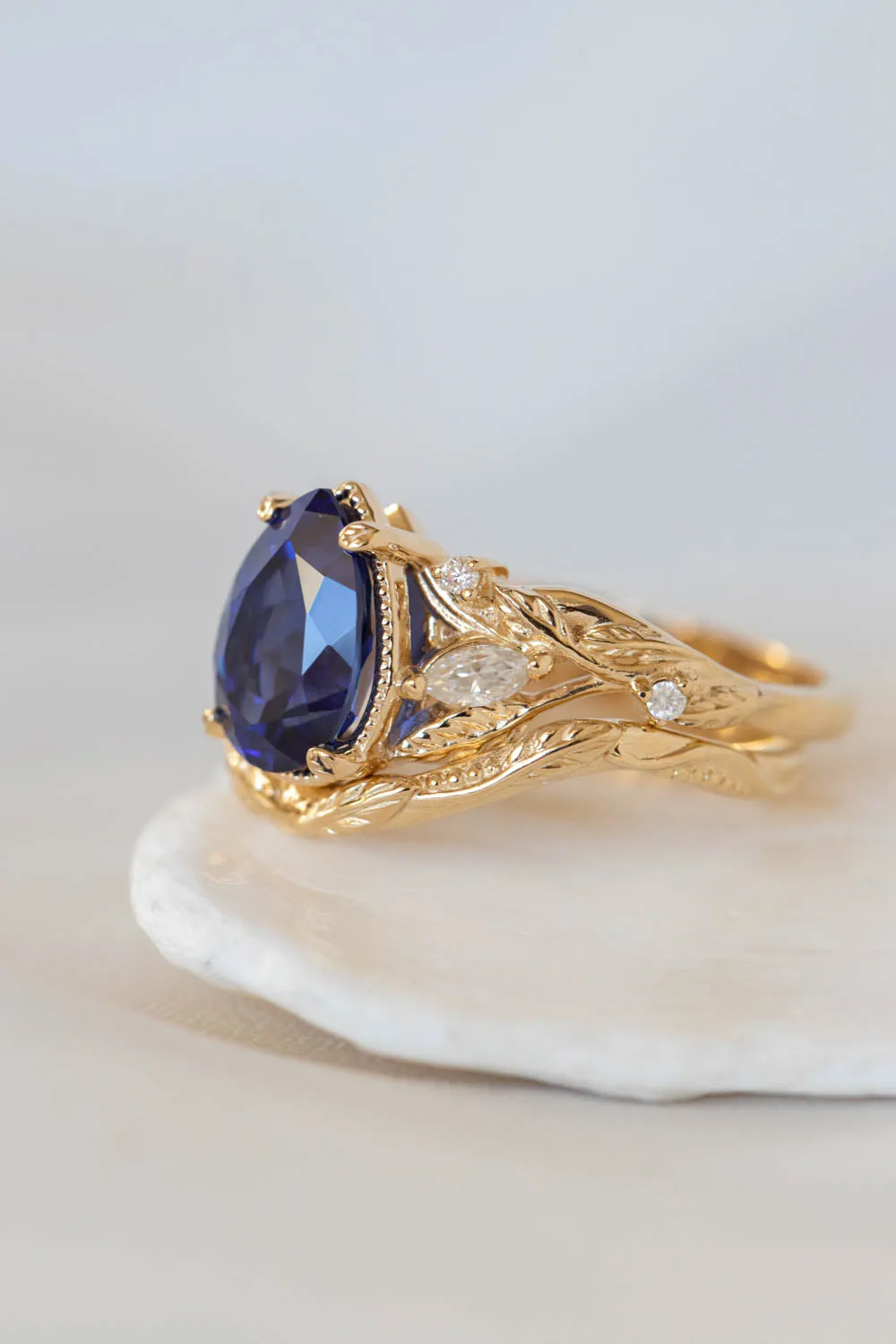 Dark blue lab sapphire engagement ring set, big pear gemstone bridal ring set / Patricia