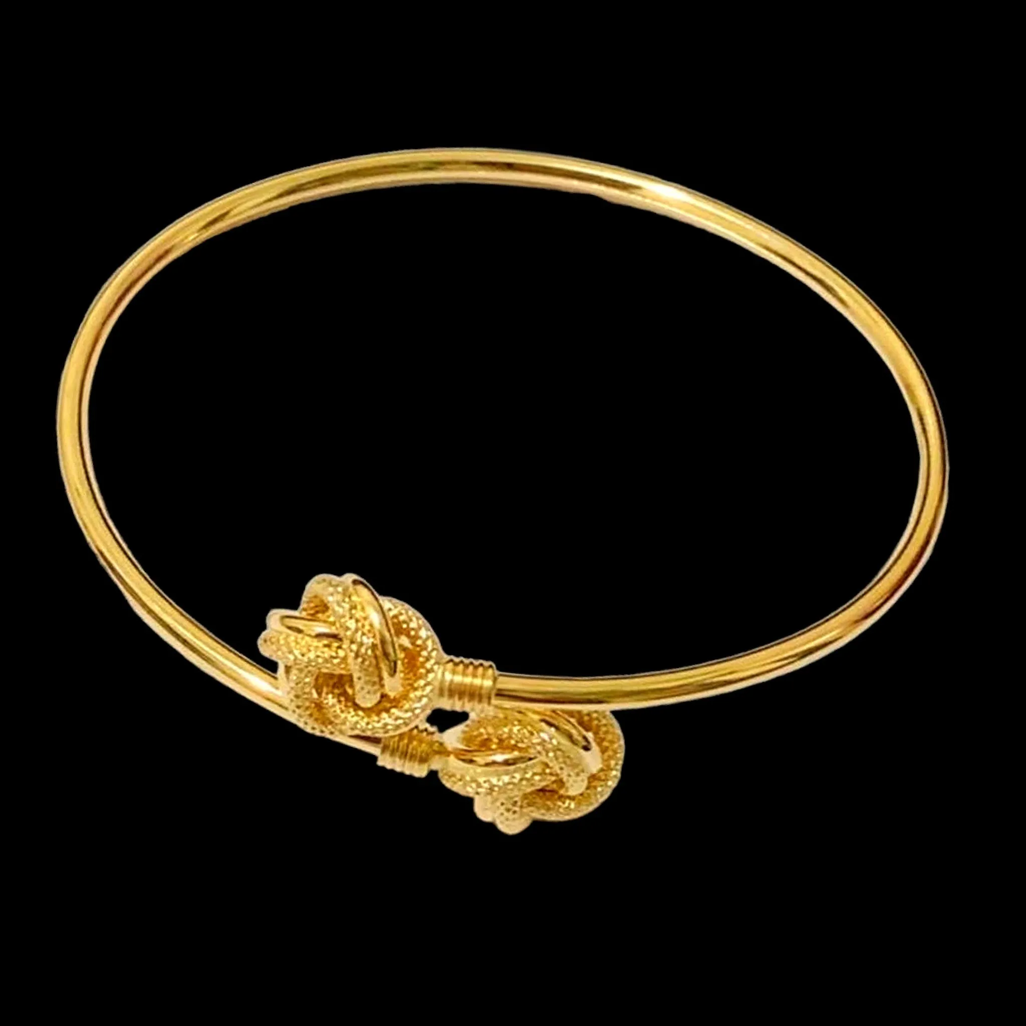 #GOLD2024 | 18K Golden Knot Bracelet