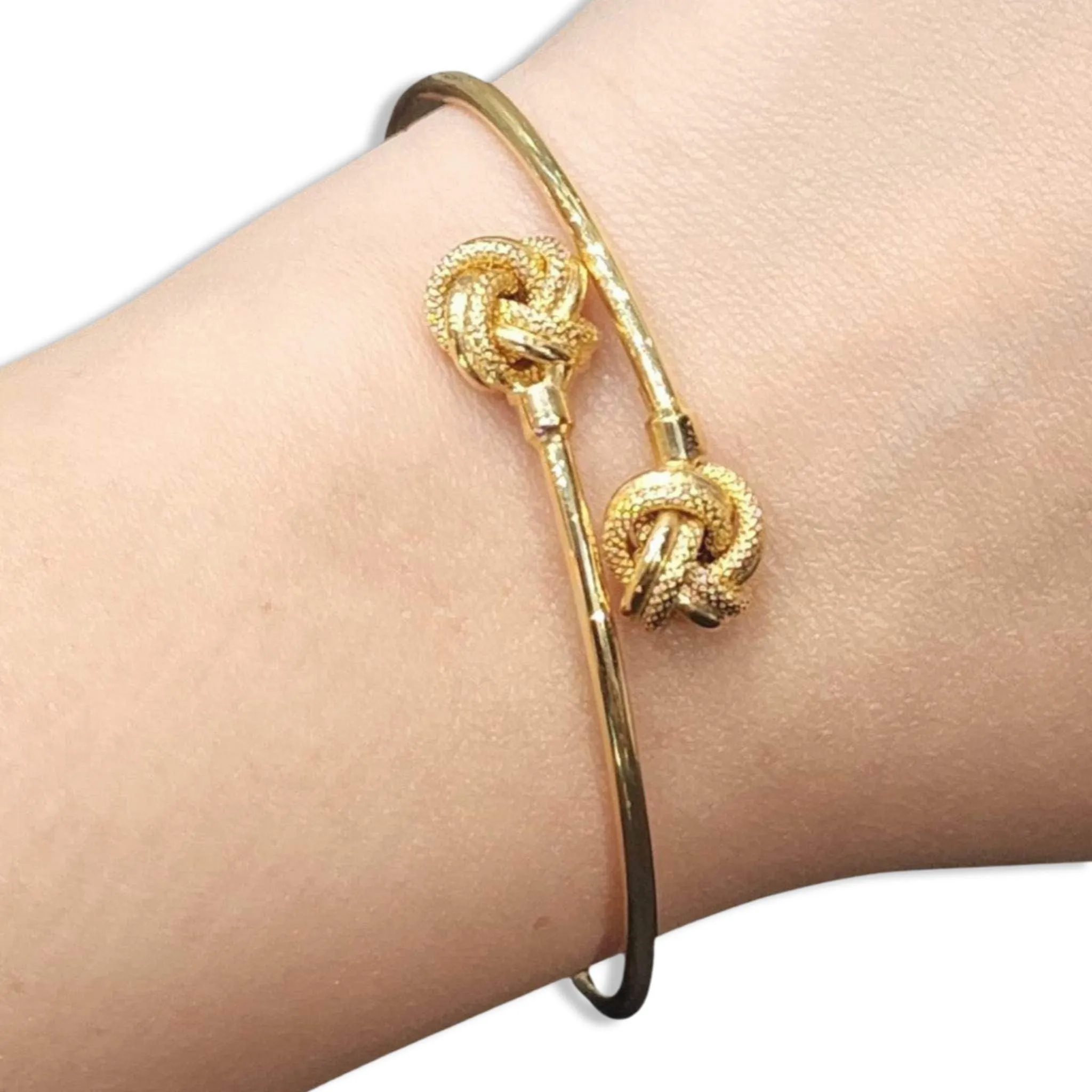 #GOLD2024 | 18K Golden Knot Bracelet