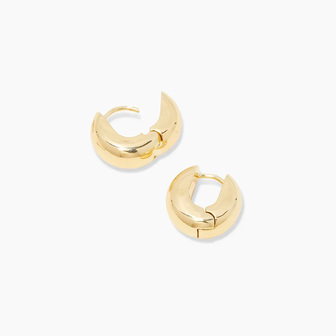 Gorjana Shawn Huggies (gold)