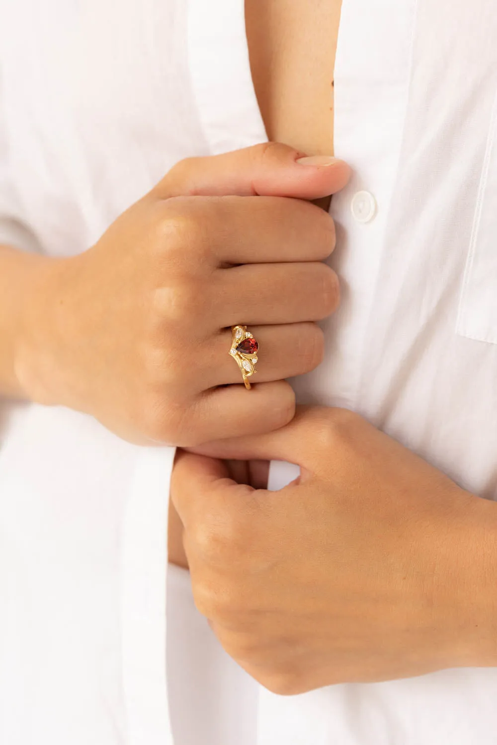 READY TO SHIP: Swanlake ring in 18K yellow gold, natural garnet pear 7x5 mm, natural diamonds, AVAILABLE RING SIZES: 8.5-10.5US