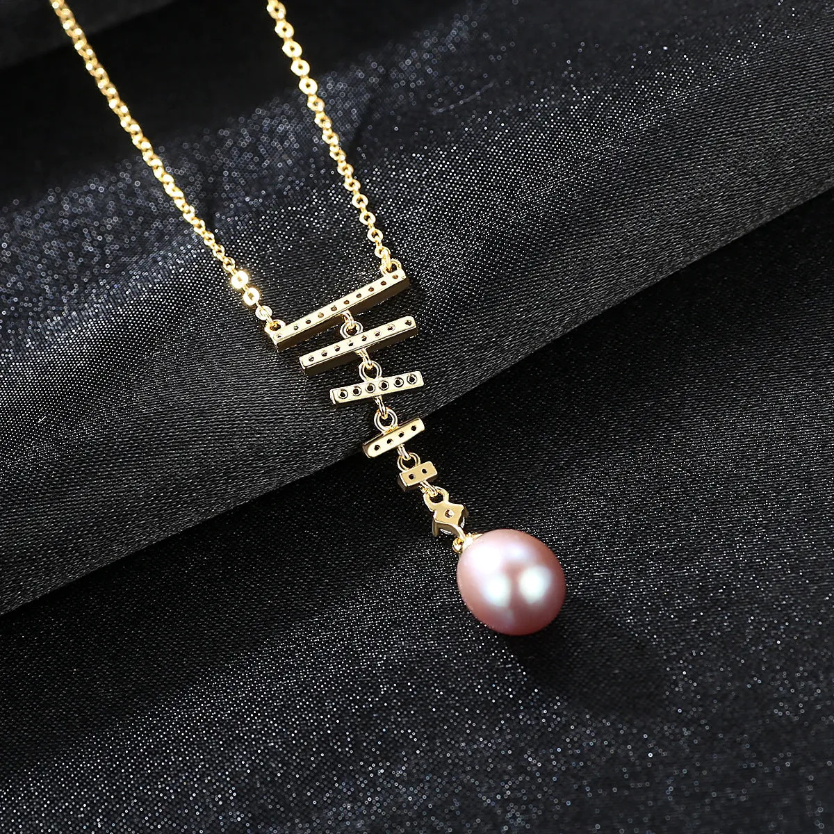 Silver Zirconia Pendant Freshwater Pearl Necklace